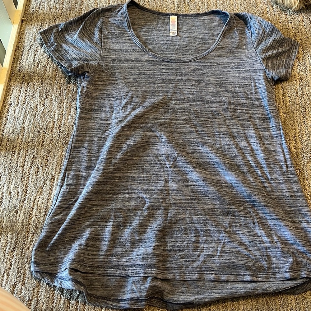 lularoe size xxs scoop neck tshirt